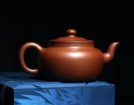 請問宜興哪個地方能買到正宗的紫砂茶壺？價格